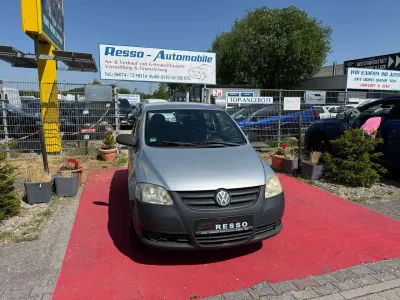 Gebraucht VW Fox Basis 54 PS (39 kW) 2006 Reflexsilber metallic Kleinwagen