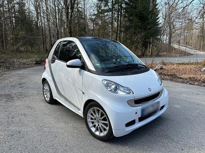 Gebraucht Smart ForTwo Coupé Passion 55 PS (40 kW) 2011 Weiß Coupé