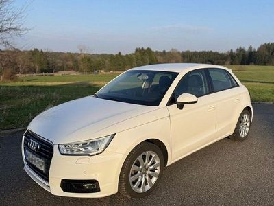 Gebraucht Audi A1 Sportback 95 PS (69 kW) 2016 Weiß Kleinwagen