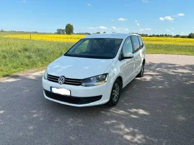 Gebraucht VW Sharan 115 PS (84 kW) 2013 Weiß Van / Kleinbus