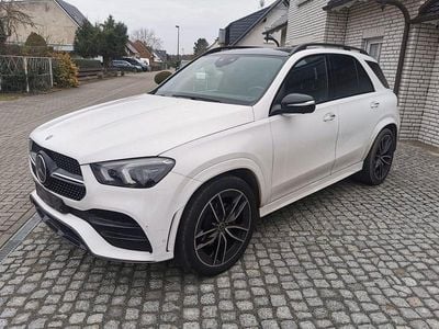 Weiß Gebraucht 2023 Mercedes GLE400 SUV | 79.100 € (Teuer)