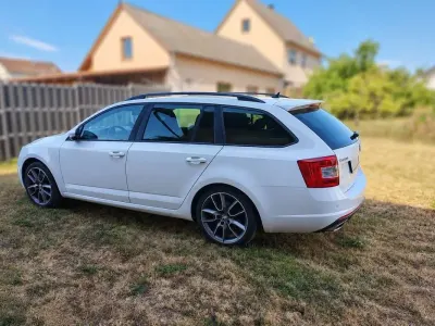 Gebraucht Skoda Octavia RS 184 PS (135 kW) 2015 Weiß Kombi