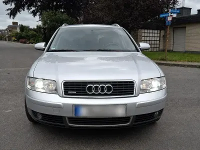 Gebraucht Audi A4 S-Line 220 PS (161 kW) 2001 Silber Kombi