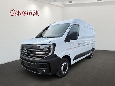 Nissan Interstar