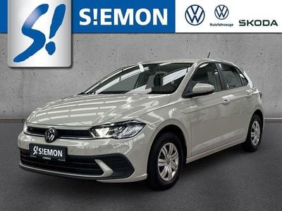 Grau Gebraucht 2024 VW Polo Kleinwagen | 17.490 € (Guter Preis)