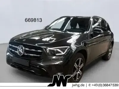 Gebraucht Mercedes GLC300e 320 PS (235 kW) 2021 Grafitgrau  metalliclack SUV
