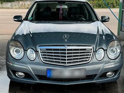 Mercedes E320