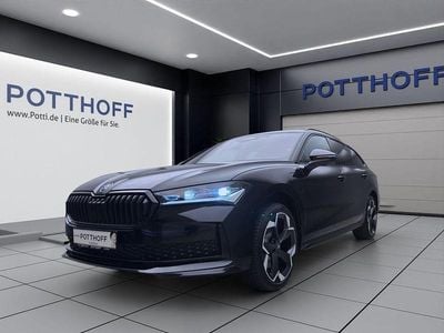 Nuova Skoda Superb SportLine 204 CV (150 kW) 2026 Nero Station wagon