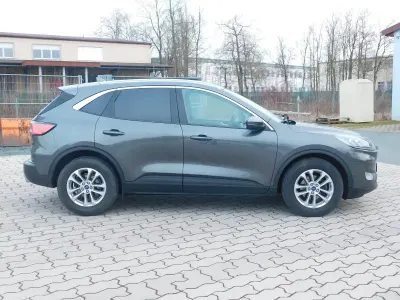Occasion Ford Kuga 120 ch (88 kW) 2021 Gris SUV