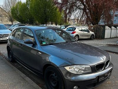 Gebraucht BMW 116 115 PS (84 kW) 2007 Grau Kleinwagen