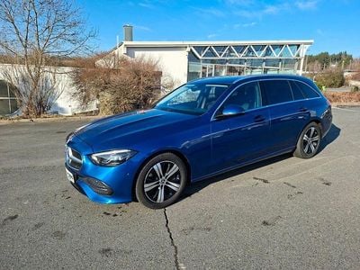Gebraucht Mercedes C200 Avantgarde 163 PS (119 kW) 2021 Blau Limousine