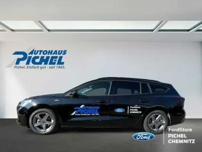 Używany Ford Focus ST-Line 125 KM (91 kW) 2024 Czarny Kombi