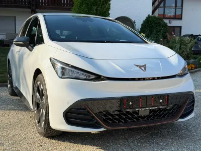 Gebraucht Cupra Born 150 kW (204 PS) 2024 Blanco nevada/nevada white Kleinwagen