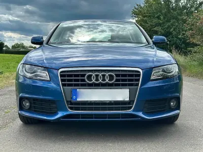Gebraucht Audi A4 Ambiente 160 PS (117 kW) 2009 Blau Limousine
