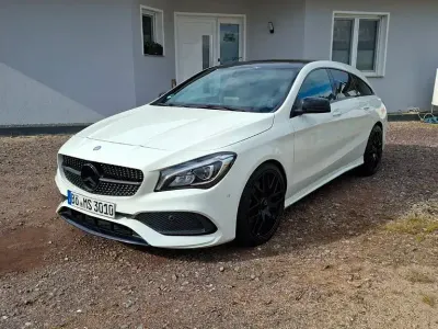 Gebraucht Mercedes CLA250 Shooting Brake 211 PS (155 kW) 2016 Weiß Kombi