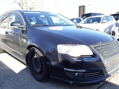 Gebraucht VW Passat Sportline 140 PS (102 kW) 2009 Deep black perleffekt Kombi