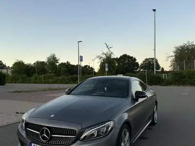 Gebraucht Mercedes C220 170 PS (125 kW) 2016 Andere farben Coupé