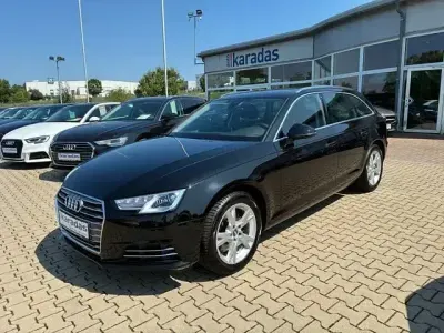 Gebraucht Audi A4 Sport 150 PS (110 kW) 2018 Schwarz Kombi