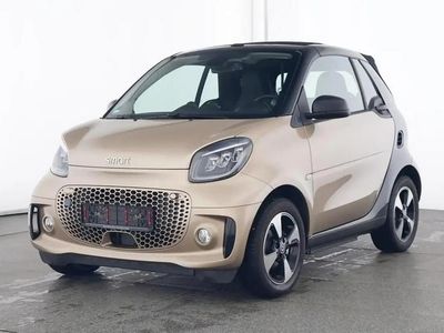 Gold beige (metallic) Gebraucht 2024 Smart ForTwo Electric Drive Passion Cabrio | 19.666 € (Fairer Preis)