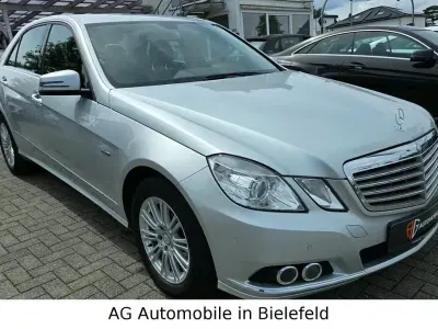 Gebraucht Mercedes E200 184 PS (135 kW) 2010 Silber Limousine