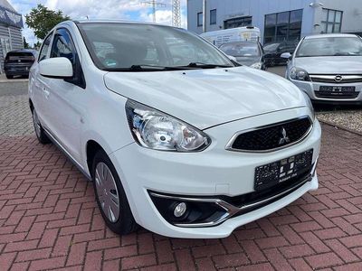 Gebraucht Mitsubishi Space Star Basis 71 PS (52 kW) 2018 Weiß Kleinwagen