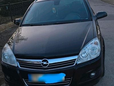Gebraucht Opel Astra Sport 125 PS (91 kW) 2008 Schwarz Kombi
