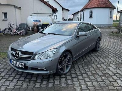 Mercedes E220