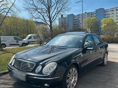 Gebraucht Mercedes E280 231 PS (169 kW) 2006 Schwarz Limousine