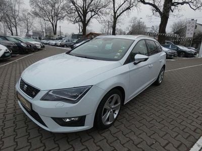 Blanco nevada/nevada white Gebraucht 2016 Seat Leon ST FR Kombi | 10.600 € (Guter Preis)