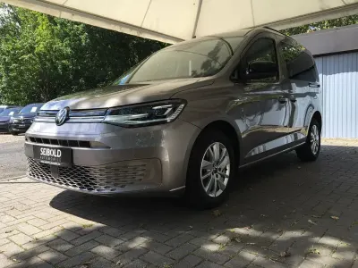 Gebraucht VW Caddy Life 114 PS (83 kW) 2022 Mojavebeige Van / Kleinbus
