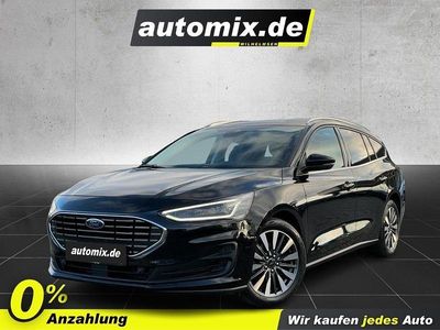 Obsidianschwarz Gebraucht 2023 Ford Focus Titanium X Limousine | 20.850 € (Fairer Preis)