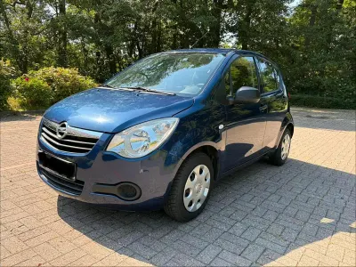 Gebraucht Opel Agila 65 PS (47 kW) 2009 Blau Kleinwagen