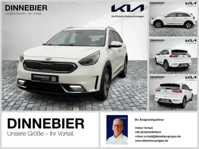 Używany Kia Niro Spirit 141 KM (103 kW) 2019 Biały SUV