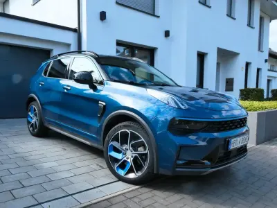 Gebraucht Lynk & Co 01 261 PS (191 kW) 2022 Blau SUV