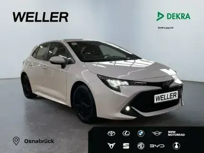 Gebraucht Toyota Corolla Business Edition 116 PS (85 kW) 2019 Weiß Limousine