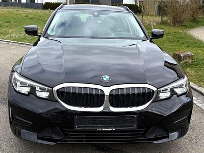 Gebraucht BMW 320 Sport Line 190 PS (139 kW) 2021 Schwarz Kombi