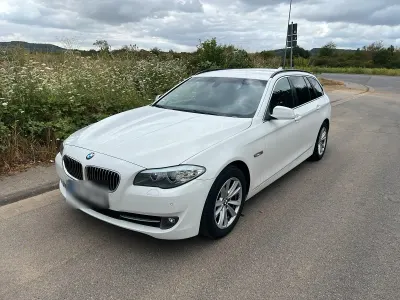 Gebraucht BMW 520 184 PS (135 kW) 2011 Weiß Kombi