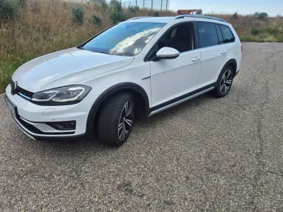 Gebraucht VW Golf Alltrack 184 PS (135 kW) 2019 Weiß Kombi