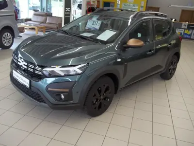 Gebraucht Dacia Sandero Extreme 110 PS (80 kW) 2024 Grün Limousine