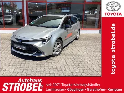 Gebraucht Toyota Corolla 196 PS (144 kW) 2025 Cosmicsilber metallic Kombi