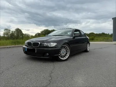 Używany BMW 320 150 KM (110 kW) 2006 Czarny Coupe