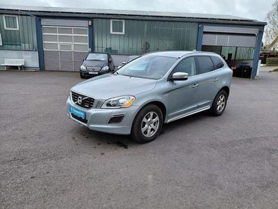 Second-hand Volvo XC60 R-Design 215 CP (158 kW) 2012 Argintiu SUV