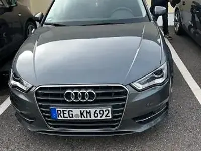 Gebraucht Audi A3 Ambition 125 PS (91 kW) 2014 Grau Limousine
