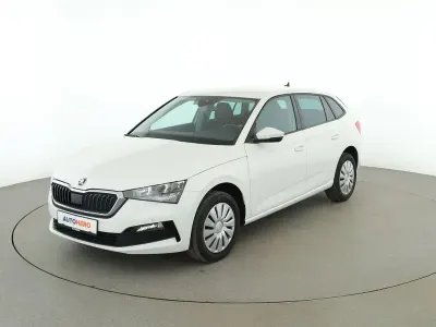 Gebraucht Skoda Scala Ambition 2020 Weiß Kleinwagen