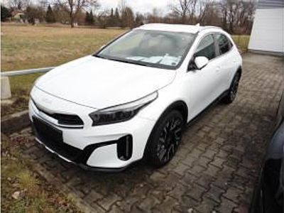 Neu Kia XCeed Spirit 150 PS (110 kW) 2026 Weiß ((wd) casa white s) SUV