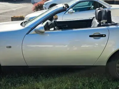 Gebraucht Mercedes SLK200 136 PS (100 kW) 1997 Silber Cabrio