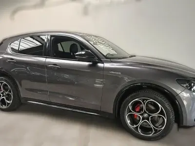 Gebraucht Alfa Romeo Stelvio Veloce 280 PS (205 kW) 2024 Grau metallic SUV