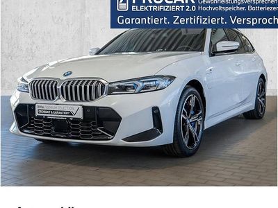 Gebraucht BMW 330e Shadowline 292 PS (214 kW) 2025 Weiß Kombi