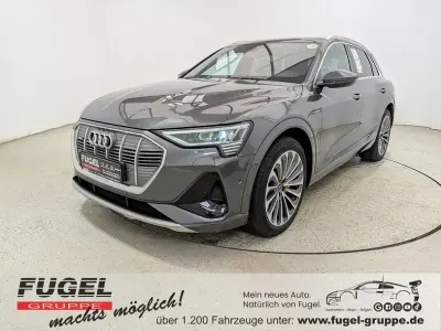 Używany Audi e-tron S-Line 300 kW (408 KM) 2022 Szary SUV