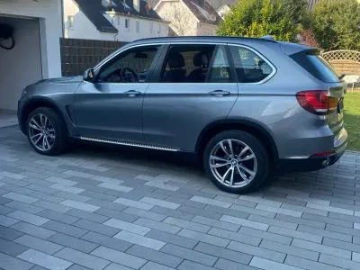 Gebraucht BMW X5 M Sport 258 PS (189 kW) 2014 Grau SUV